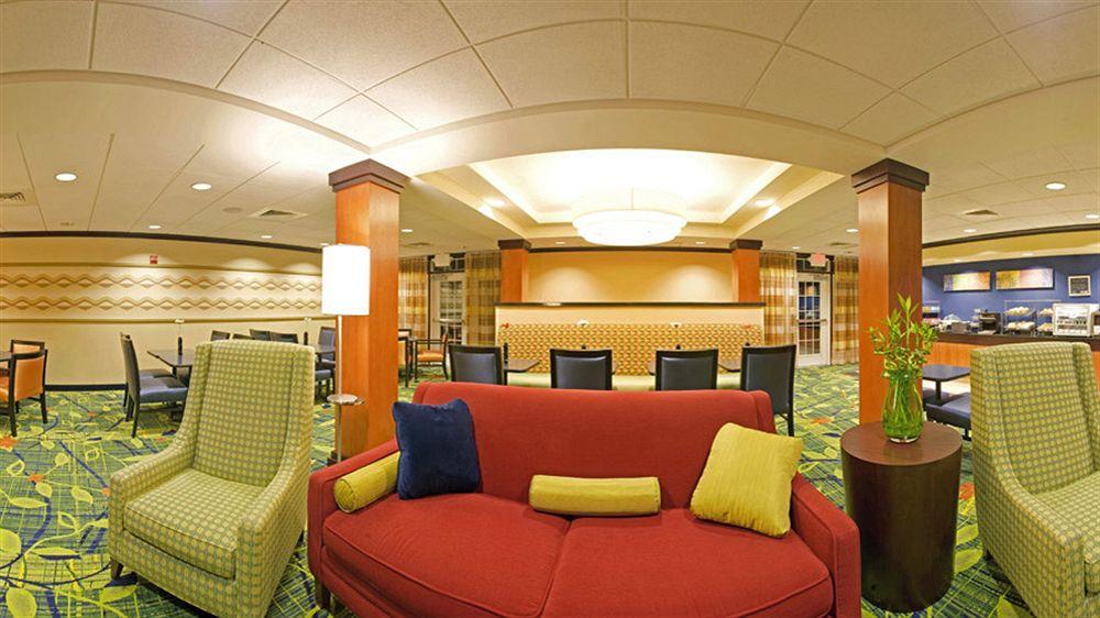 Hotel Fairfield & Hooksett 3*