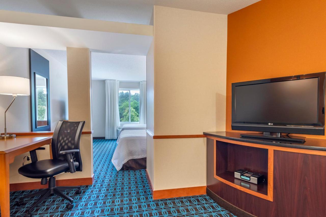 Hotel Fairfield & Hooksett 3*