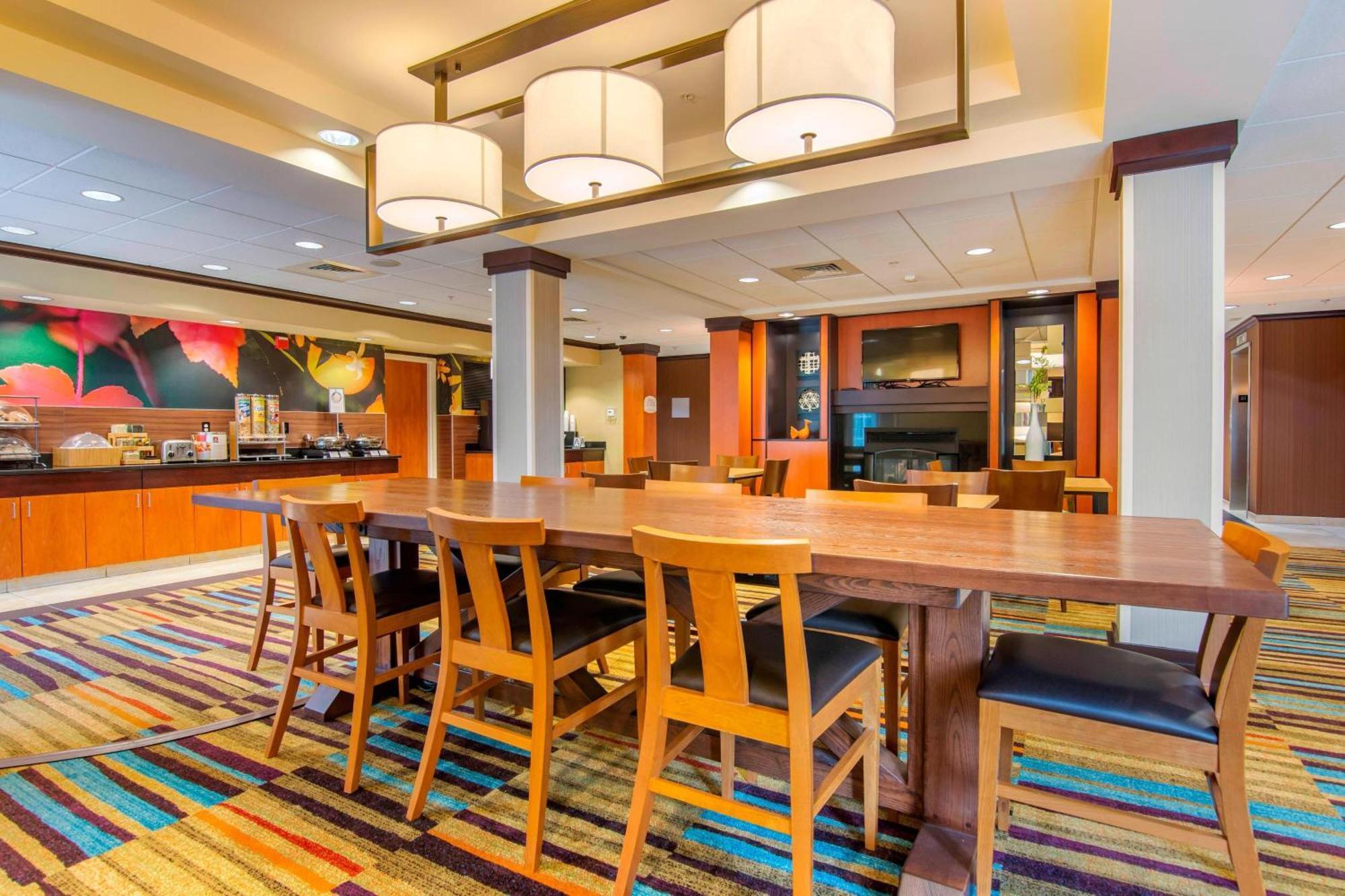 Hotel Fairfield & Hooksett