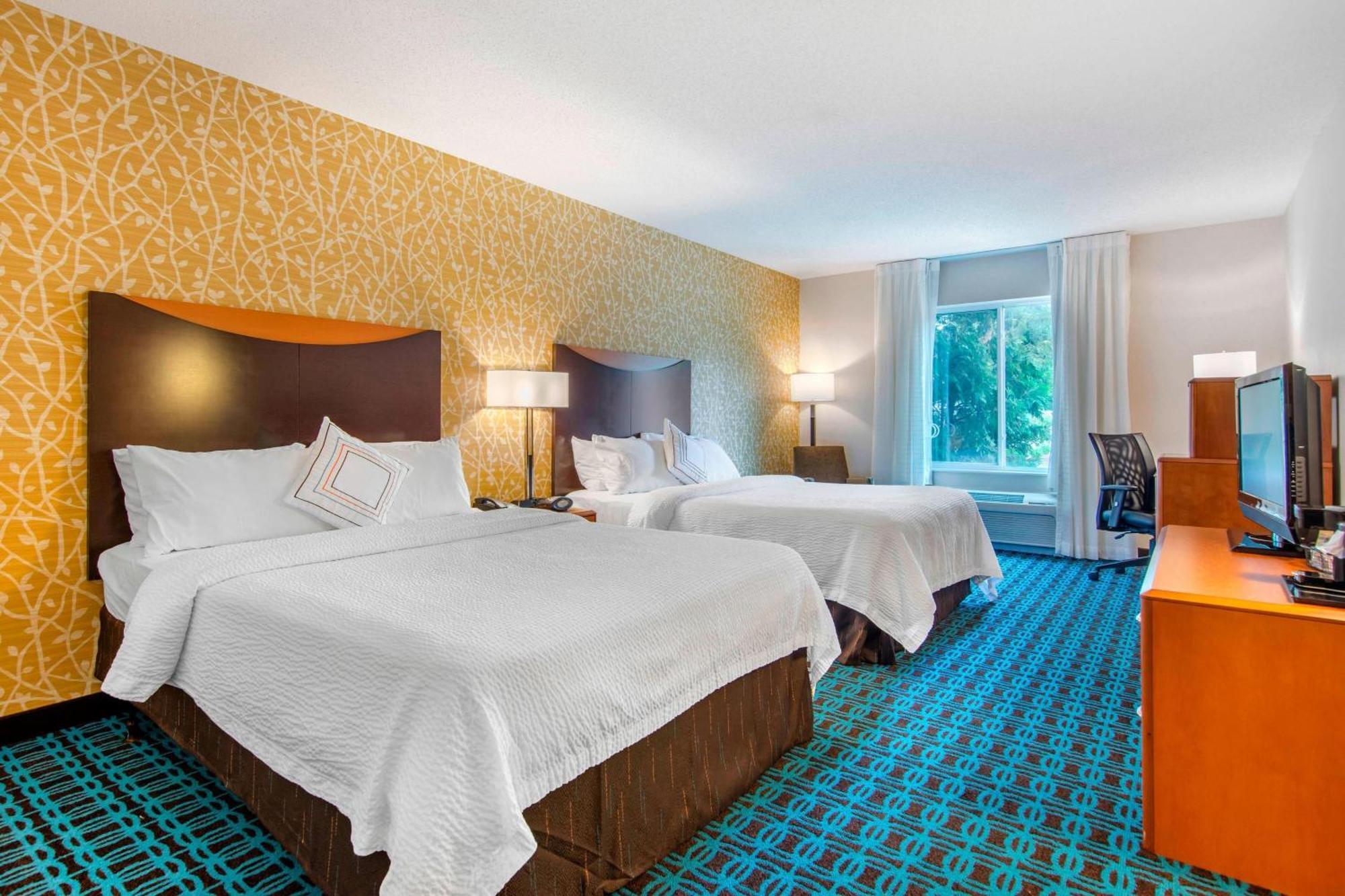 Hotel Fairfield & Hooksett 3*